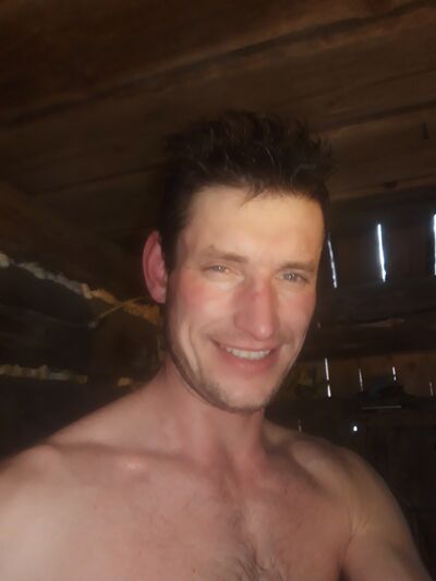  ,   Ivan, 40 ,   ,   