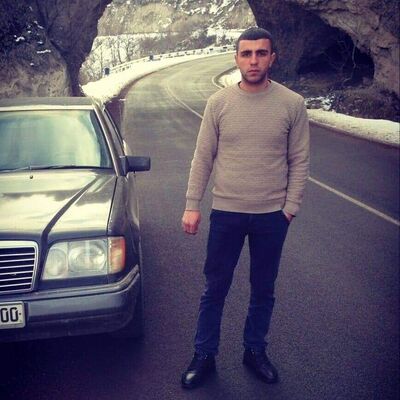  ,   Hayk, 25 ,   ,   