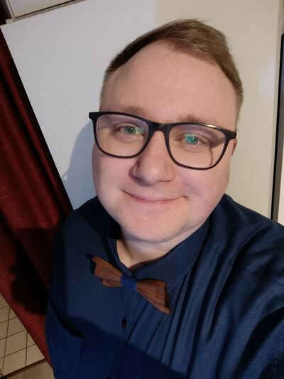  Neu-Ulm,   , 33 ,     , c 