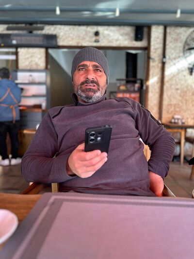  ,   Umut, 44 ,   ,   