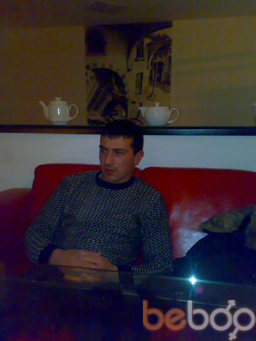  1052316  Aram, 35 ,    