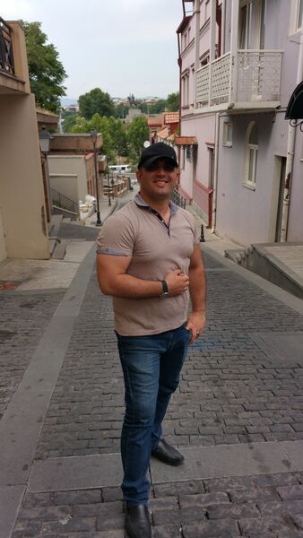  ,   Seymur, 41 ,   ,   