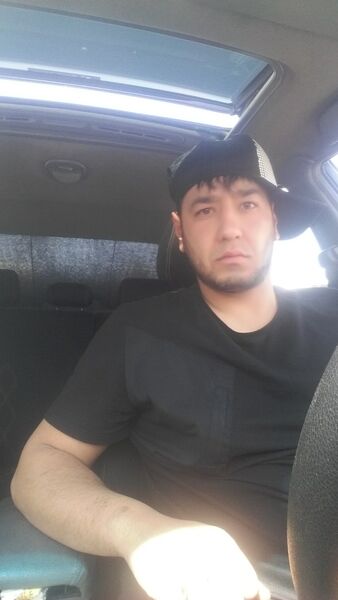  ,   Amirbek, 33 ,   ,   , c 