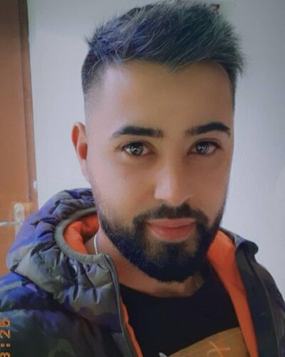  ,   Tahir, 32 ,   ,   , c , 