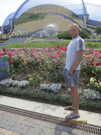  ,   Sergiy, 54 ,   ,   , c 