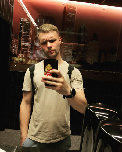  ,   Zhenya, 27 ,   ,   , c 