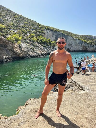  ,   Sergei, 35 ,   ,   