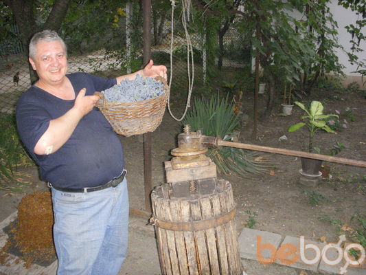  ,   Teodor, 56 ,   