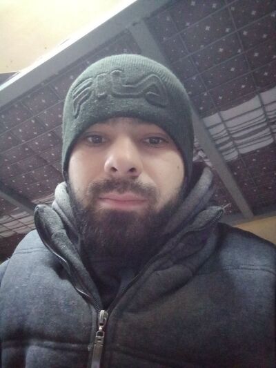  ,   Aziz, 28 ,   ,   