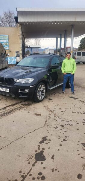  ,   Goga, 30 ,   ,   