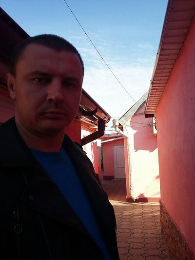  ,   Serega, 44 ,   