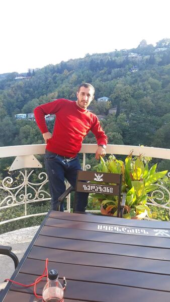  ,   Mamuka, 35 ,   ,   