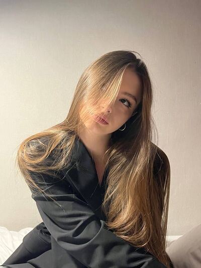  ,   Milana, 32 ,   ,   