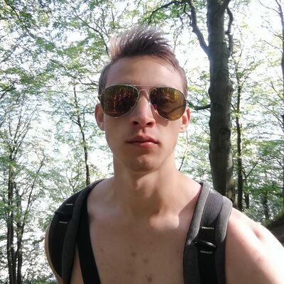 Levin,   Vlady, 23 ,   ,   , c 