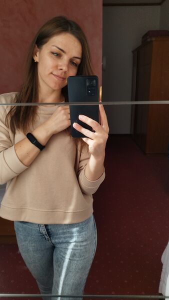  Zell am See,   Nataliia, 38 ,   ,   