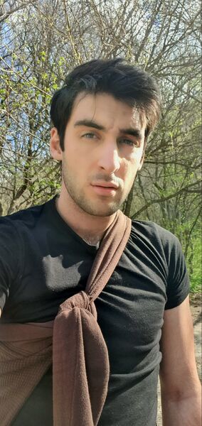  ,   Alex, 27 ,  