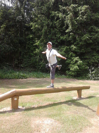  ,   Andris, 43 ,     , c 