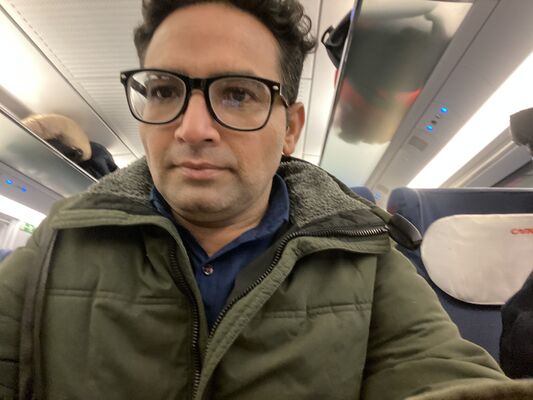  -,   ManzarUsamn, 41 ,   ,   , c 