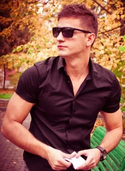  ,   Denis, 37 ,   ,   