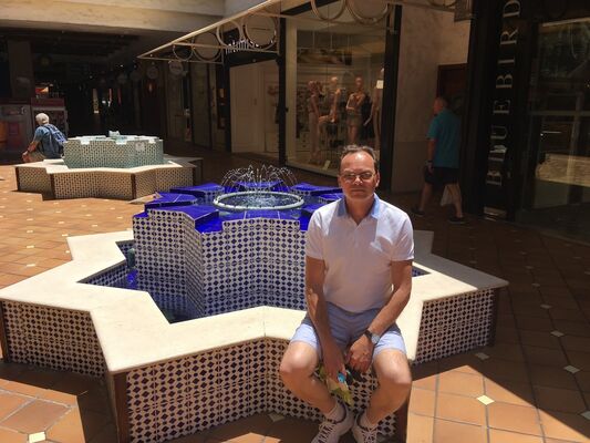  ,   Djon, 51 ,   
