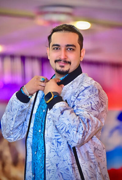  ,   Zain, 27 ,   ,   