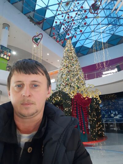  ,   Alex, 40 ,   ,   