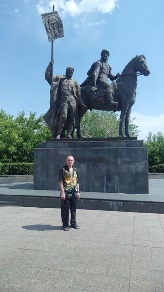  ,   Cergeoi, 64 ,     , c 