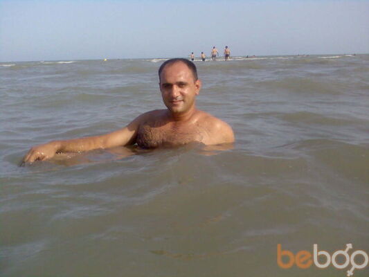  ,   Rovshan, 45 ,  