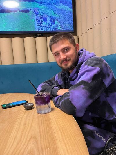  ,   Georgy, 24 ,   ,   