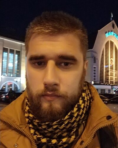  ,   Eduard, 28 ,   