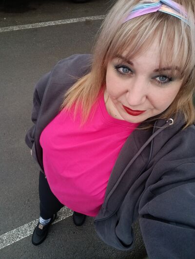 ,   EKATERINA, 37 ,   
