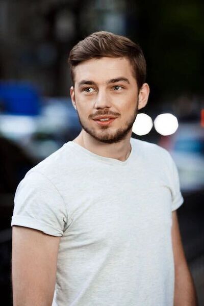  ,   Denis, 27 ,   ,   
