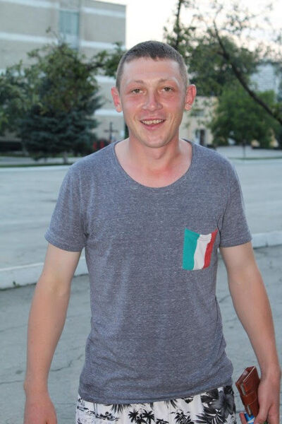  ,   Andrei, 34 ,  