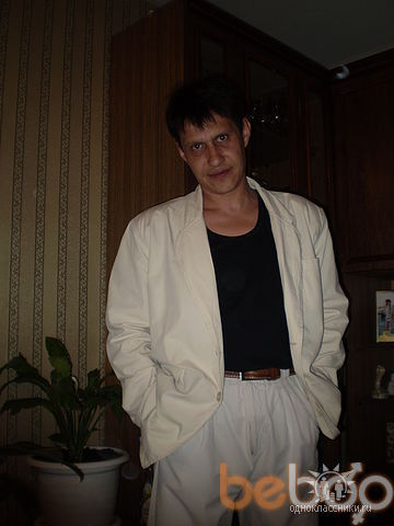  ,   Robert64, 60 ,   