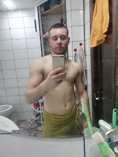  ,   Sergey, 31 ,   