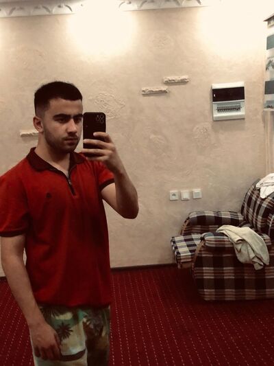  ,   Anas, 24 ,     , c 