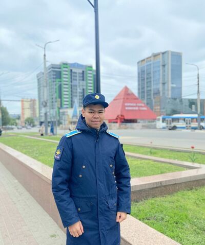  ,   Ken, 24 ,   ,   