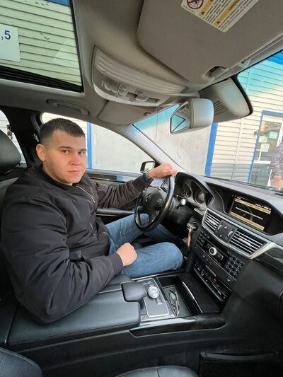  ,   Denis, 30 ,   ,   