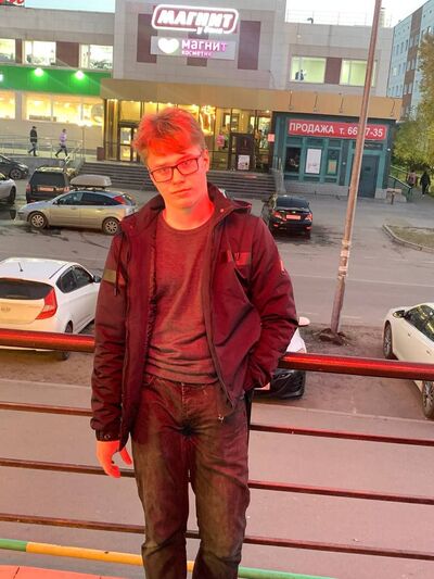  ,   Nikita, 21 ,   ,   