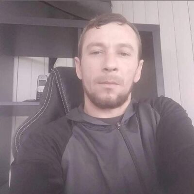  ,   Alexandru, 37 ,   ,   