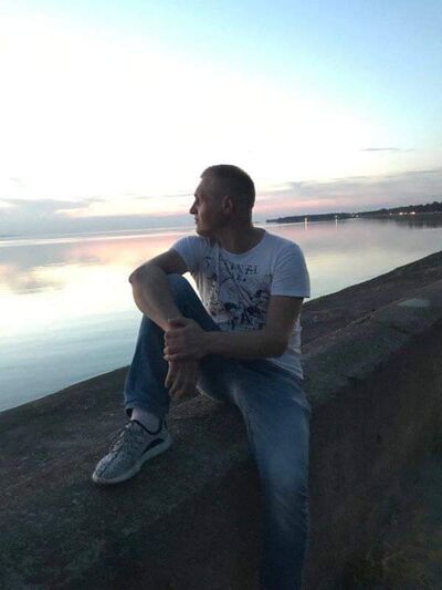  ,   Igor, 41 ,  