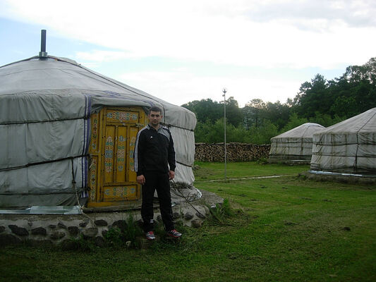  ,   Asko, 42 ,   