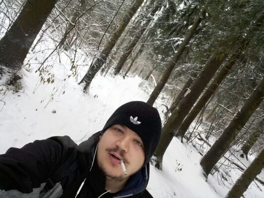  ,   Maximys, 35 ,  