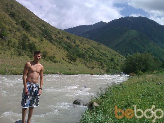  -,   Stanislav, 32 ,  