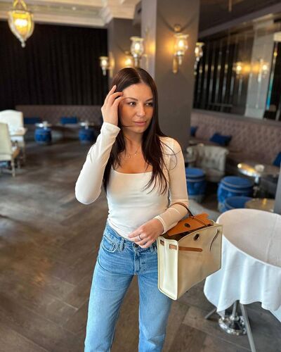  ,   , 28 ,   c , 