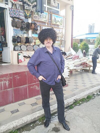  ,   Valentin, 58 ,   ,   , c 