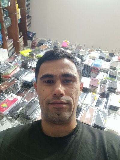  ,   Ahmad, 32 ,   ,   