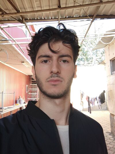  ,   Artur, 23 ,   ,   