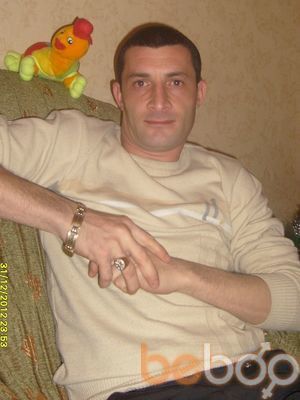  ,   Arkadi, 45 ,   