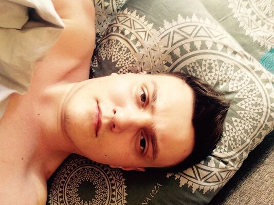  ,   Anton, 28 ,   ,   , c 